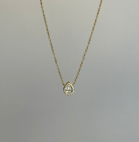 Collar gota zirconias