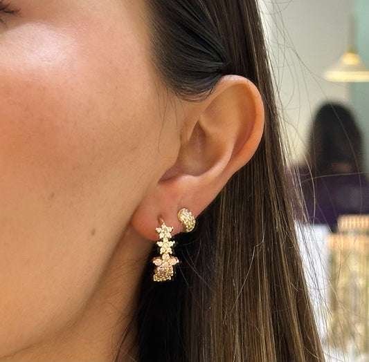 Media arracada flores