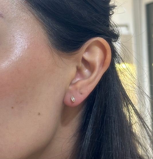 Mini studs gota zirconia