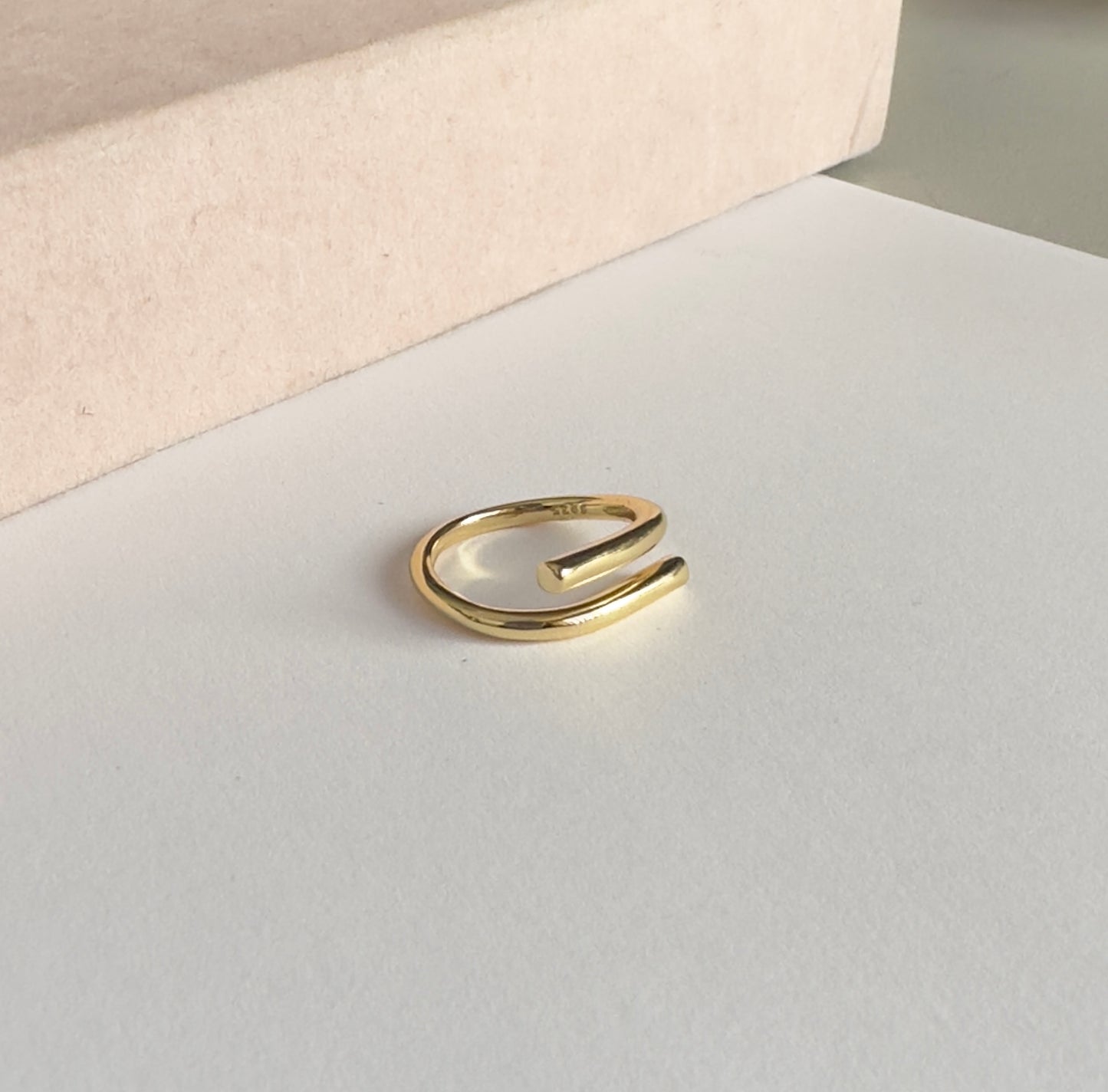 Anillo Beth