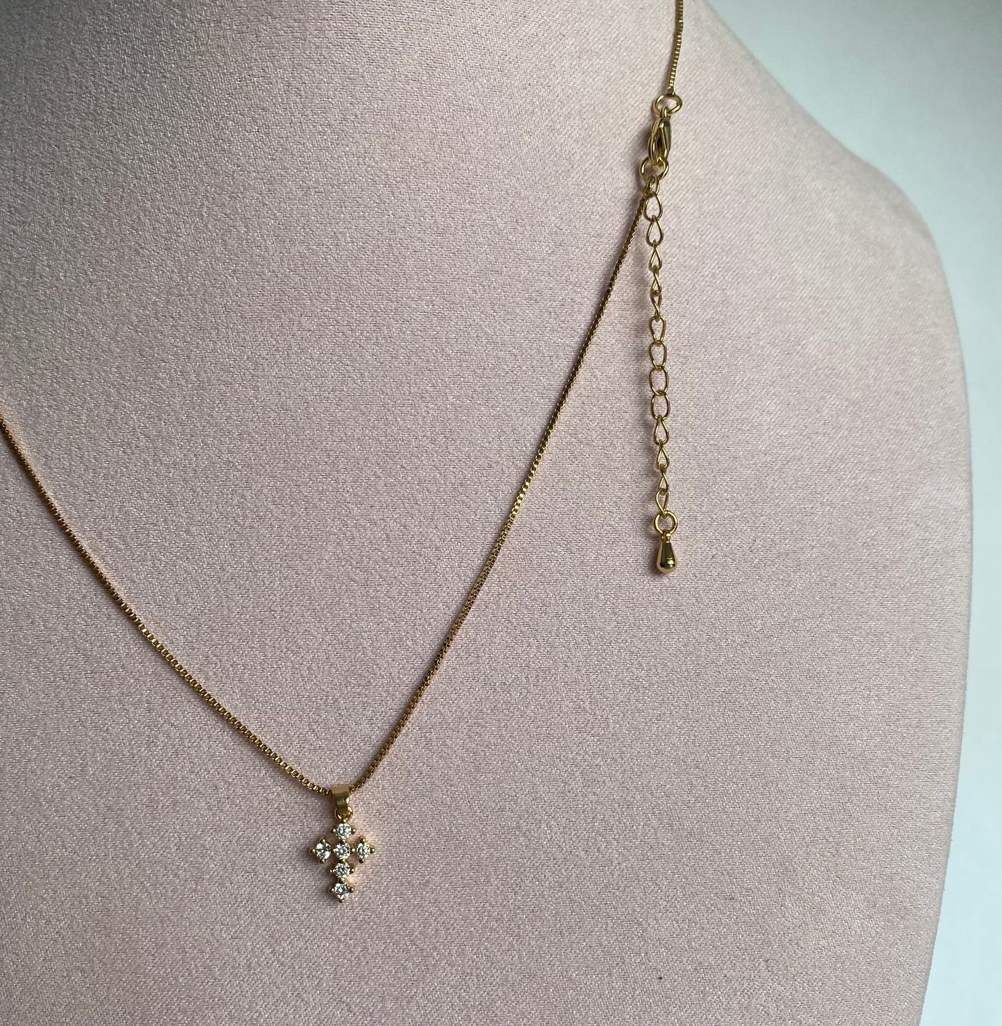Collar mini cruz