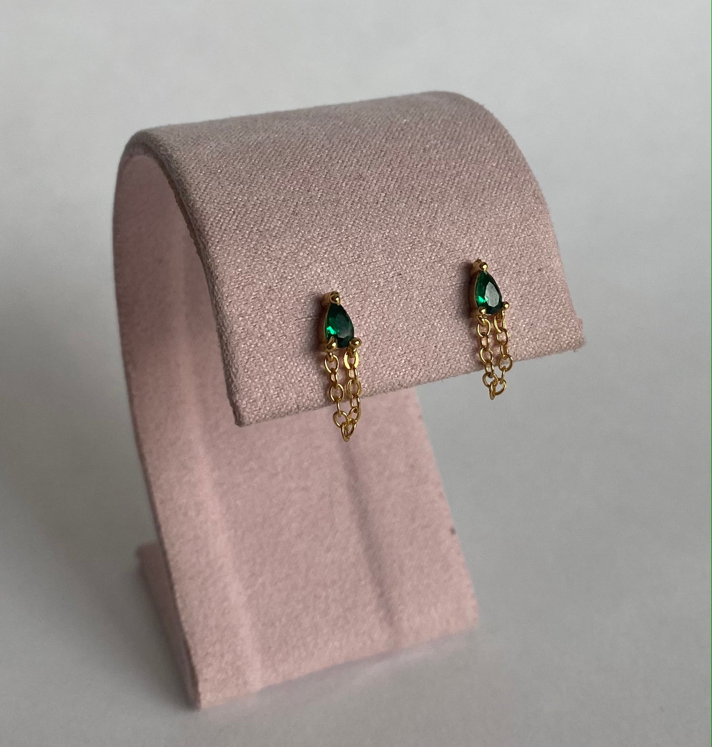 Studs gota con cadena