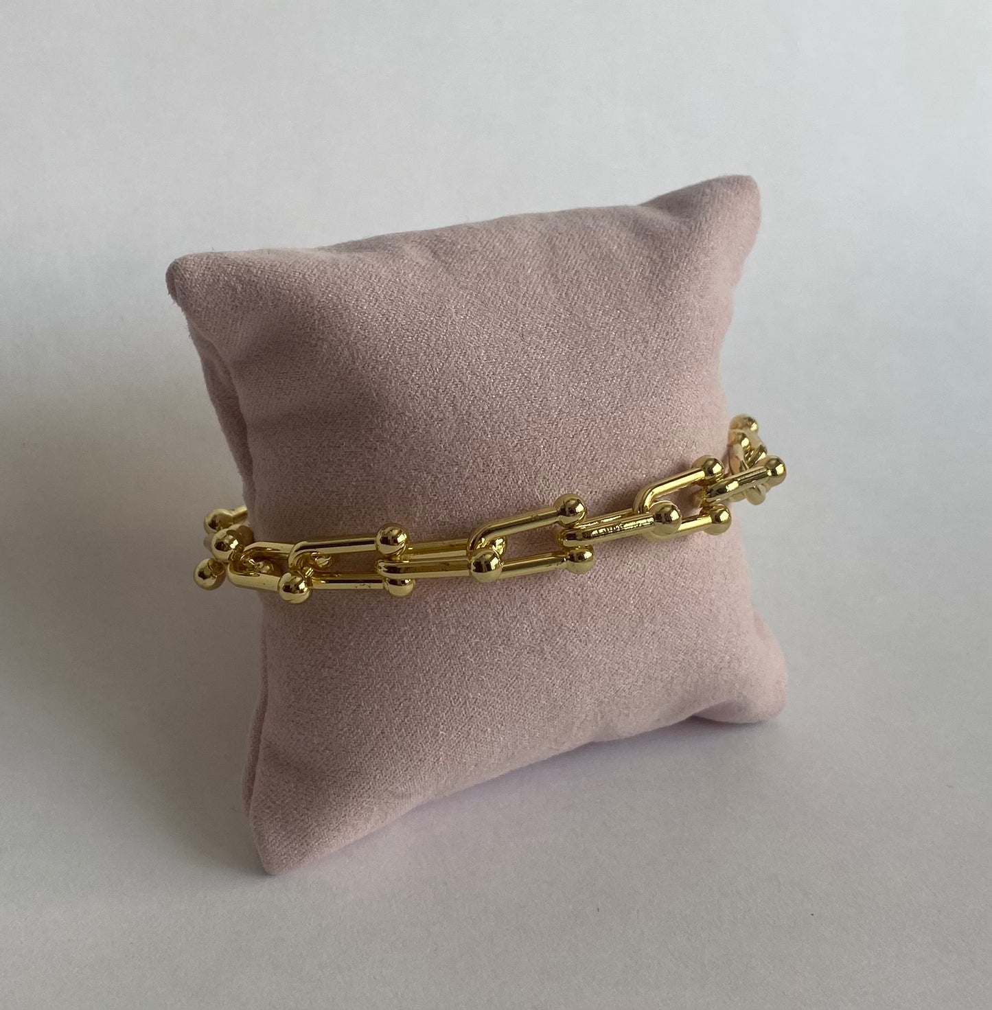 Pulsera statement