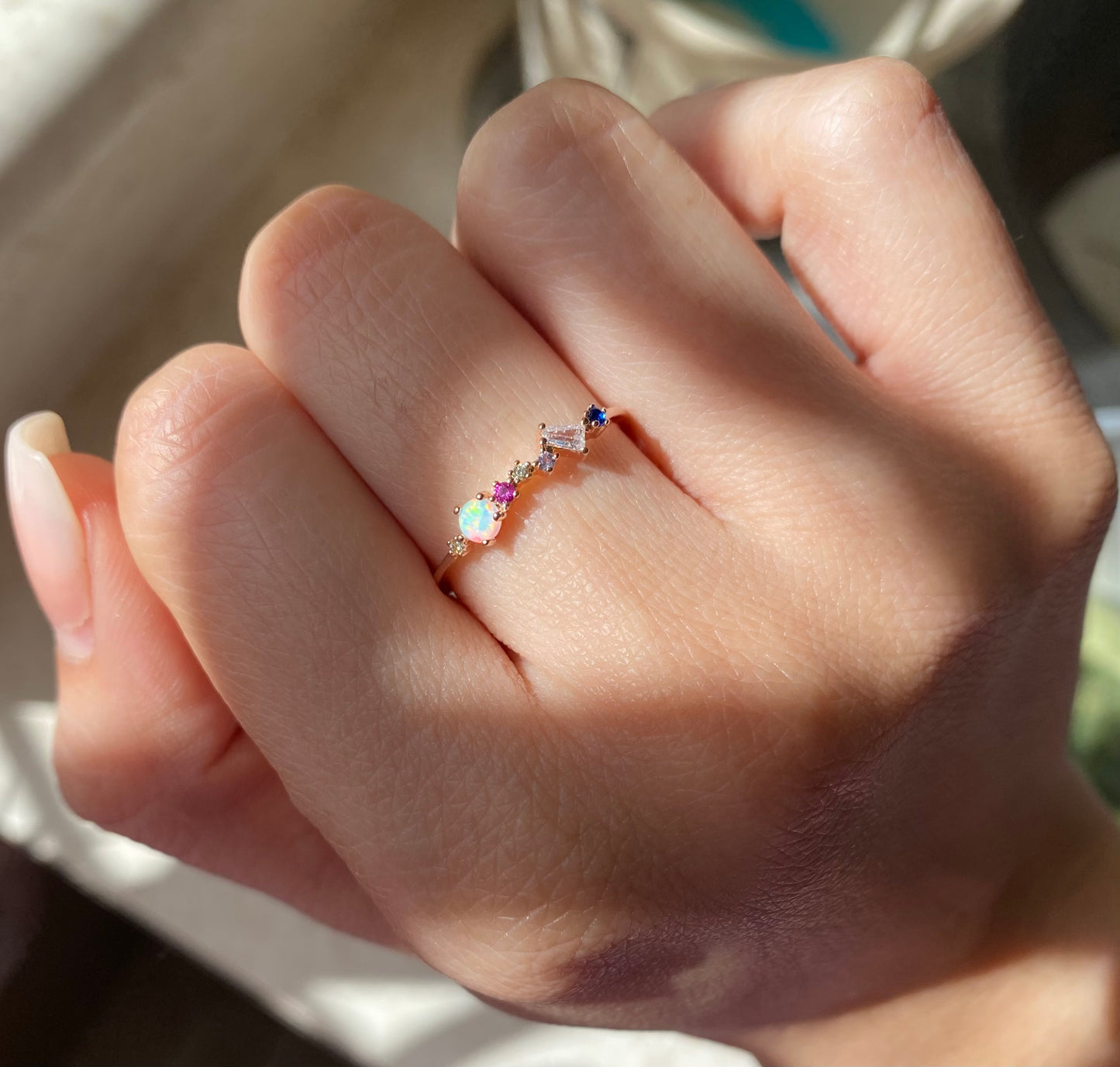 Anillo piedras ópalo