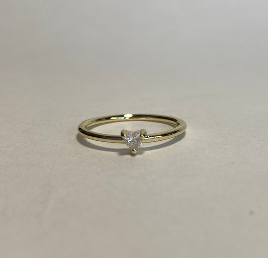 Anillo zirconia corazón