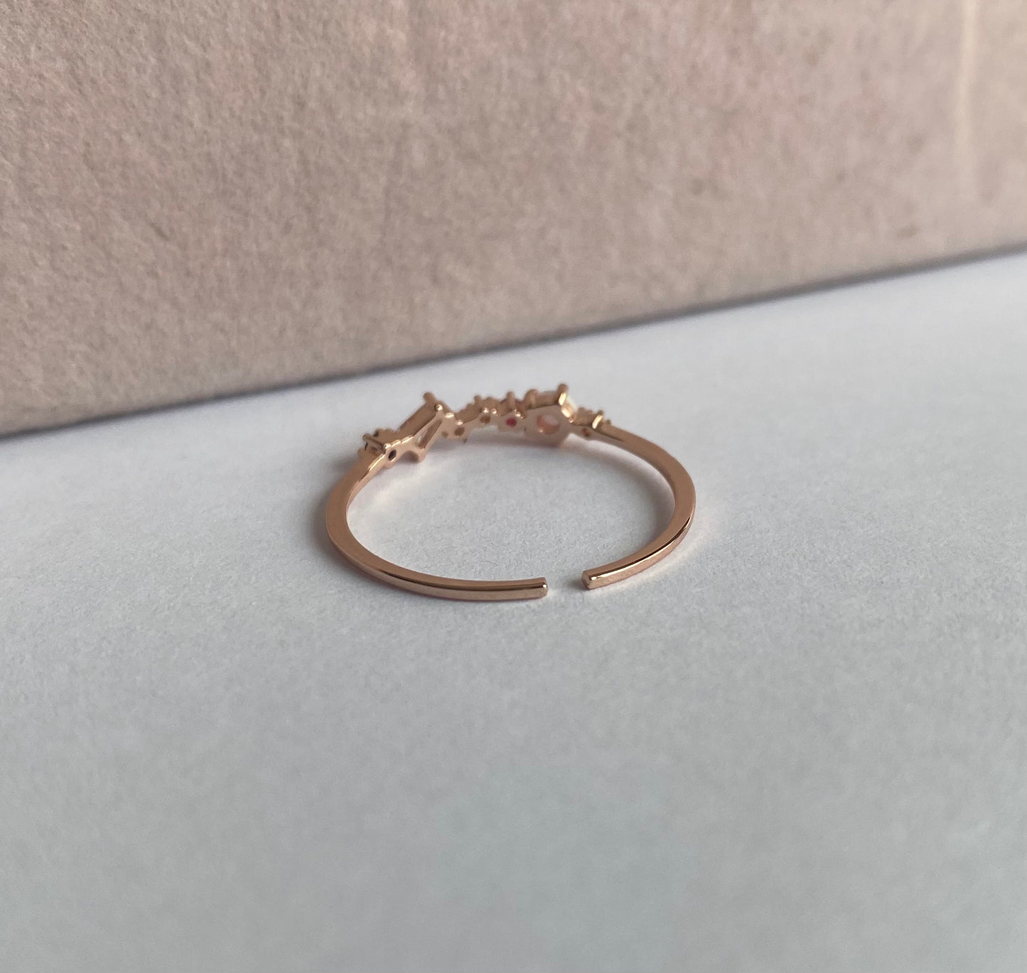 Anillo piedras ópalo