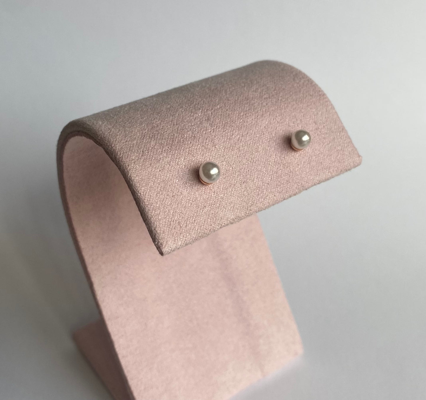 Studs perla