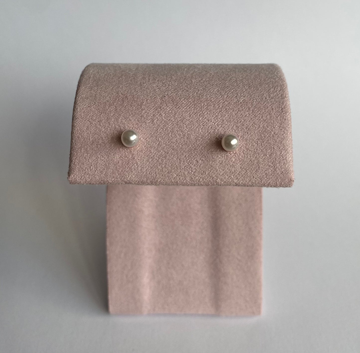 Studs perla
