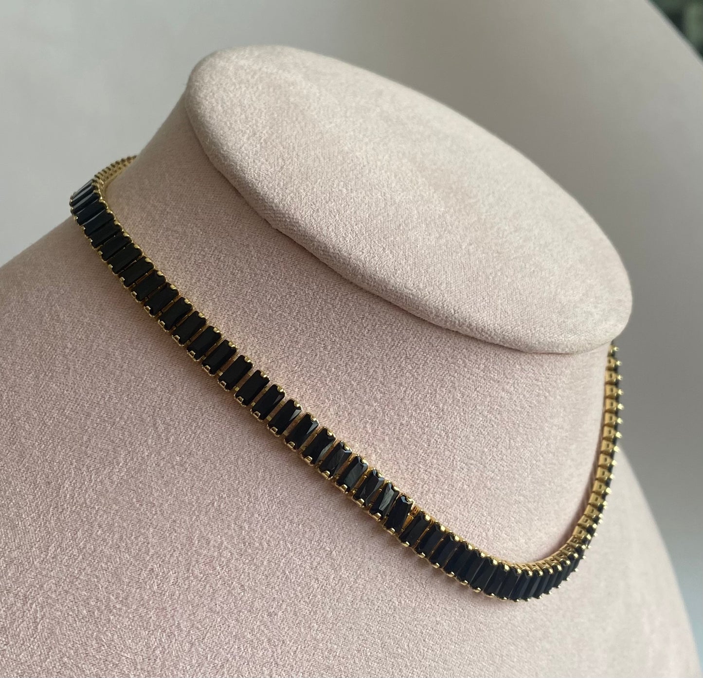 Choker baguette