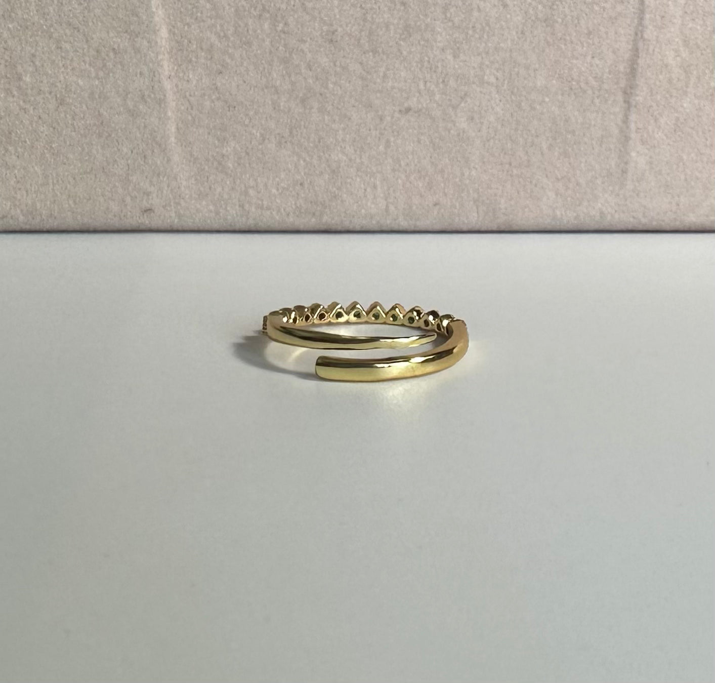 Anillo mini corazones verdes