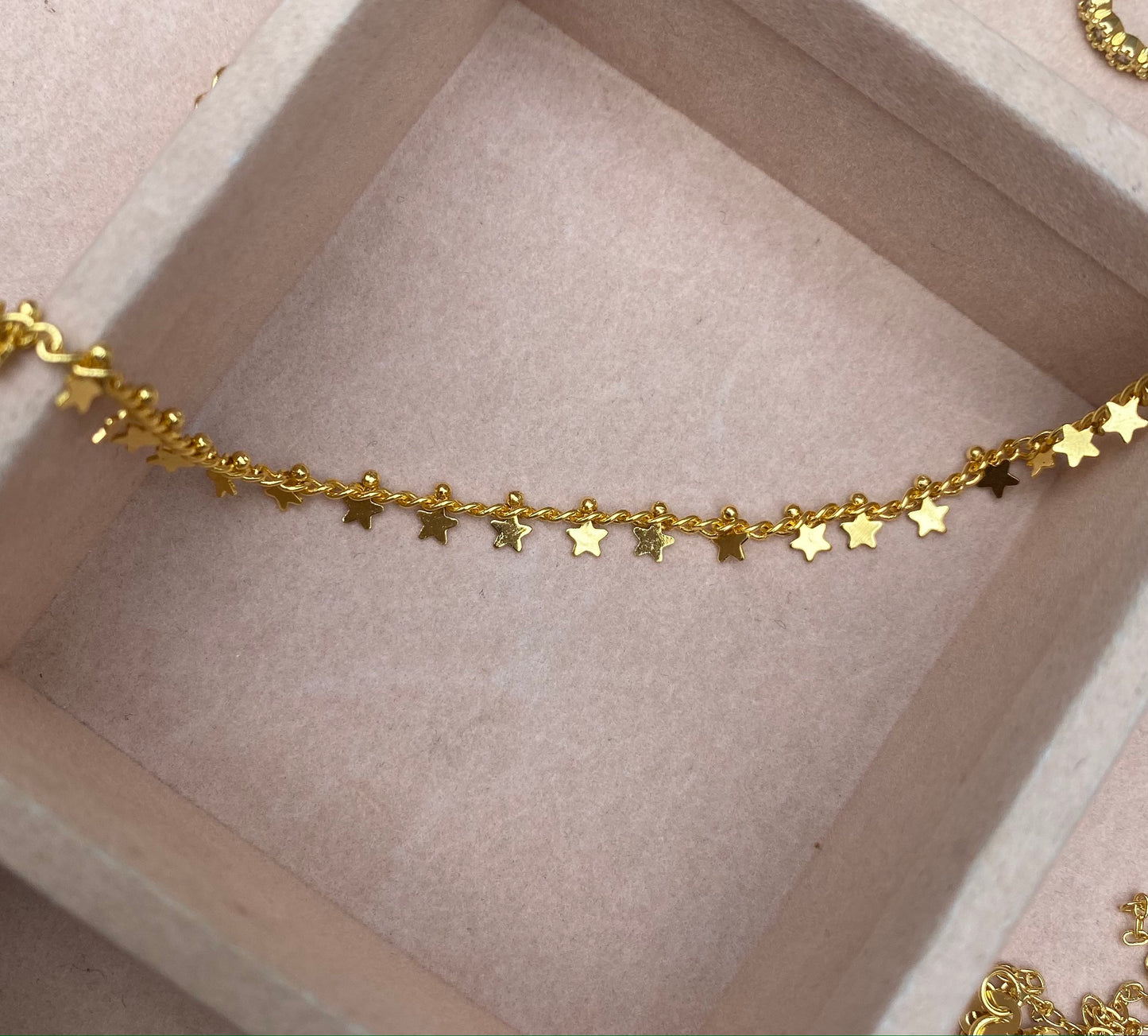 Choker multiestrellas