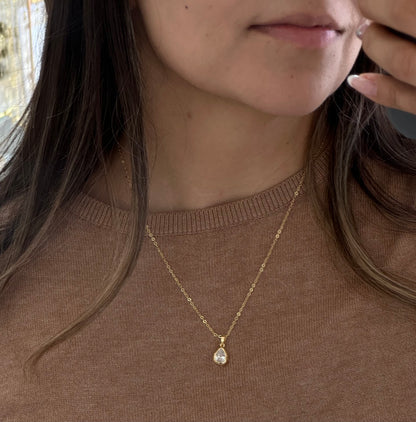 Collar gota zirconia