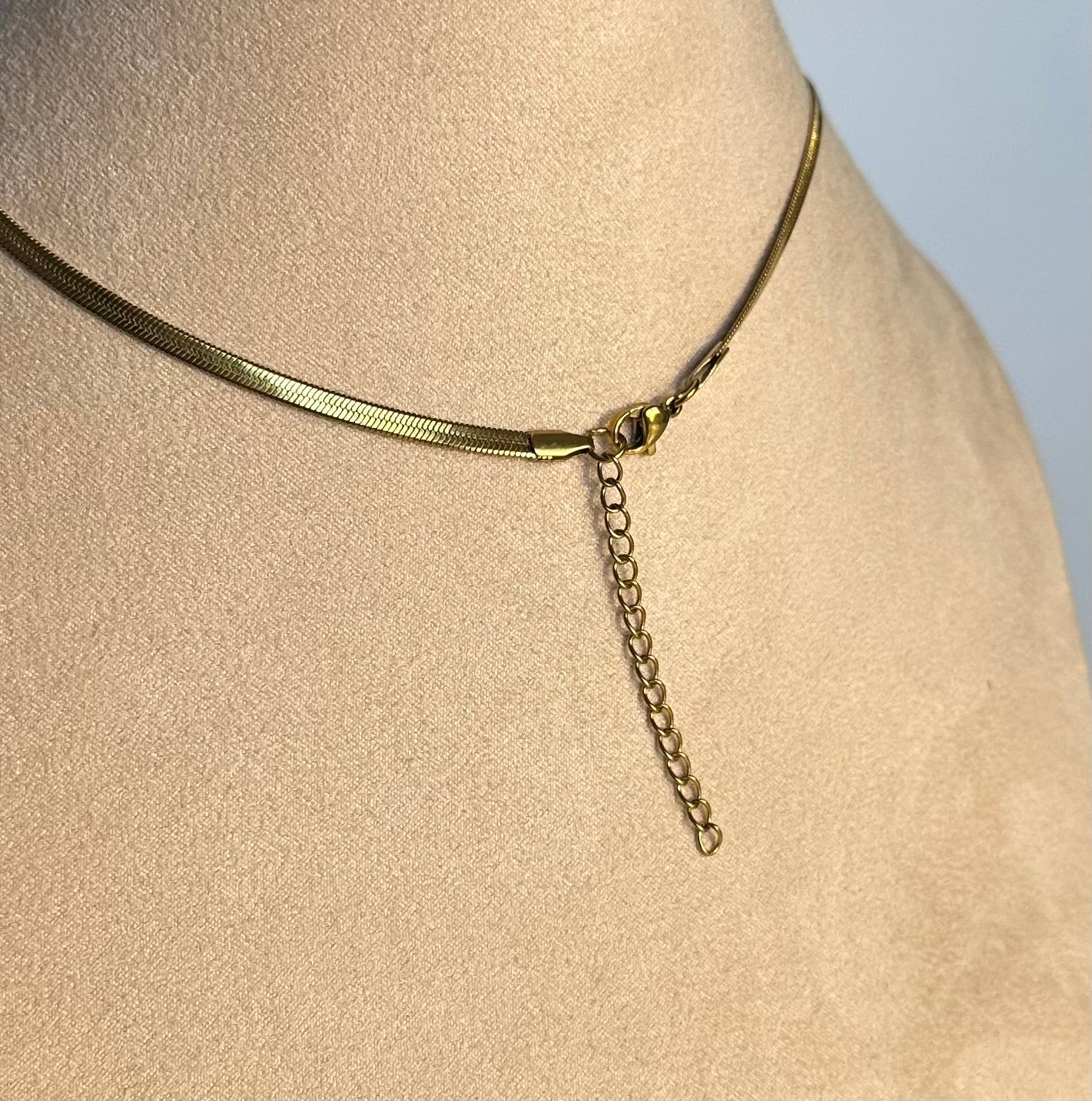 Collar plano baguette