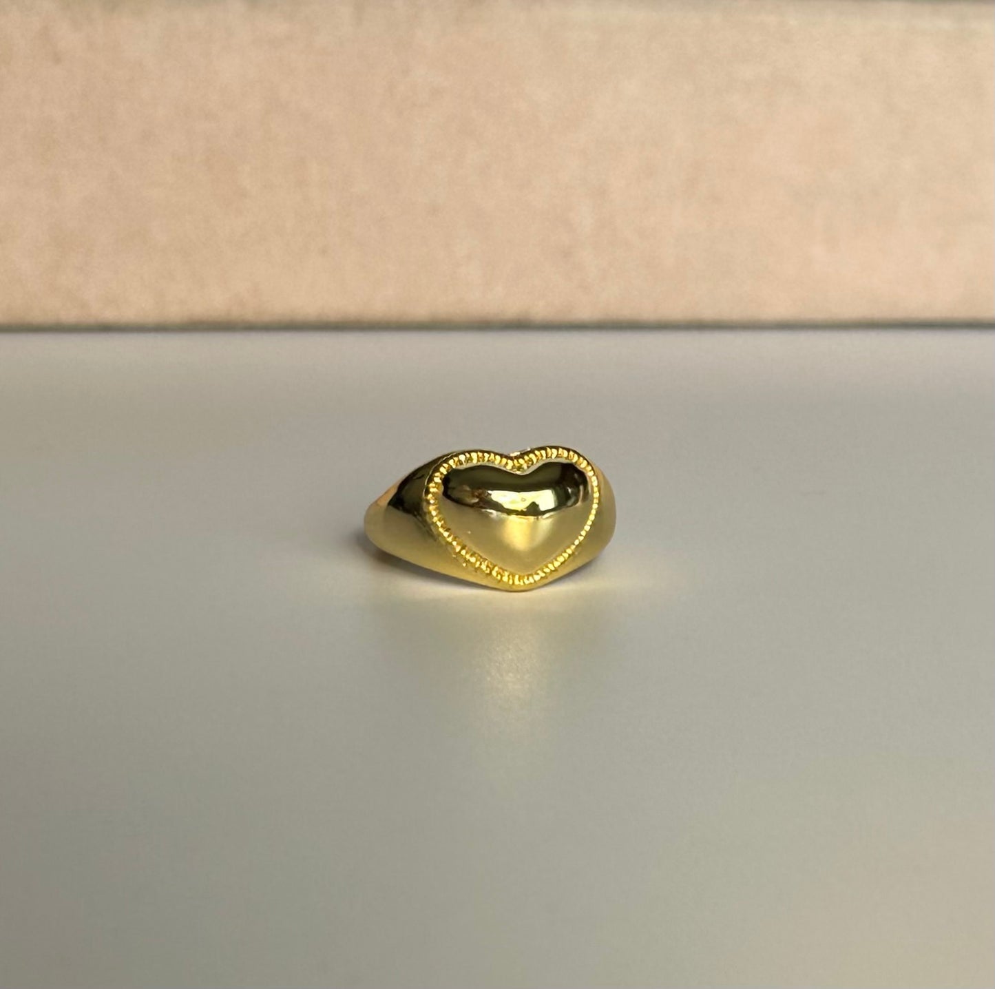 Anillo corazón bold