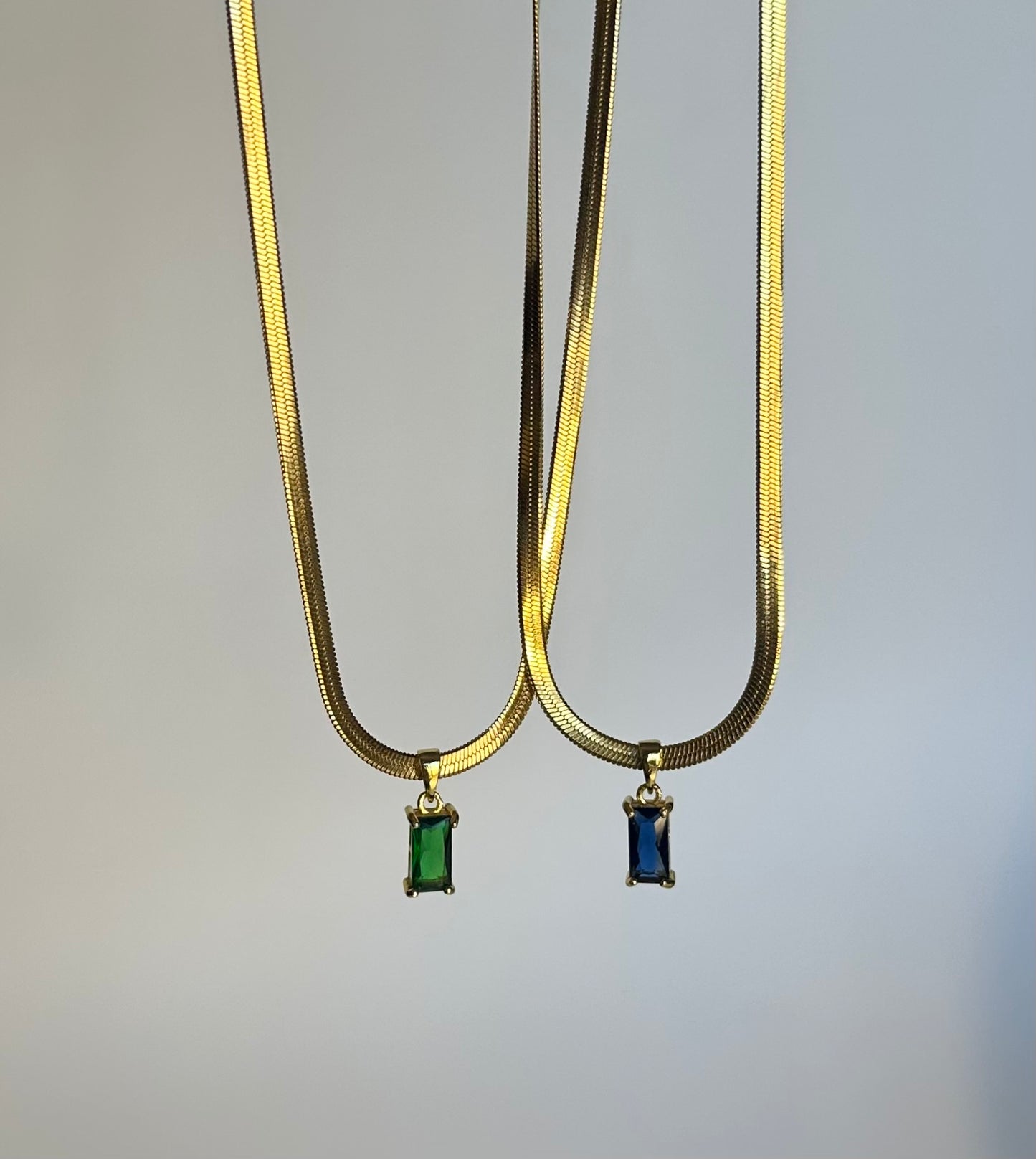 Collar plano baguette