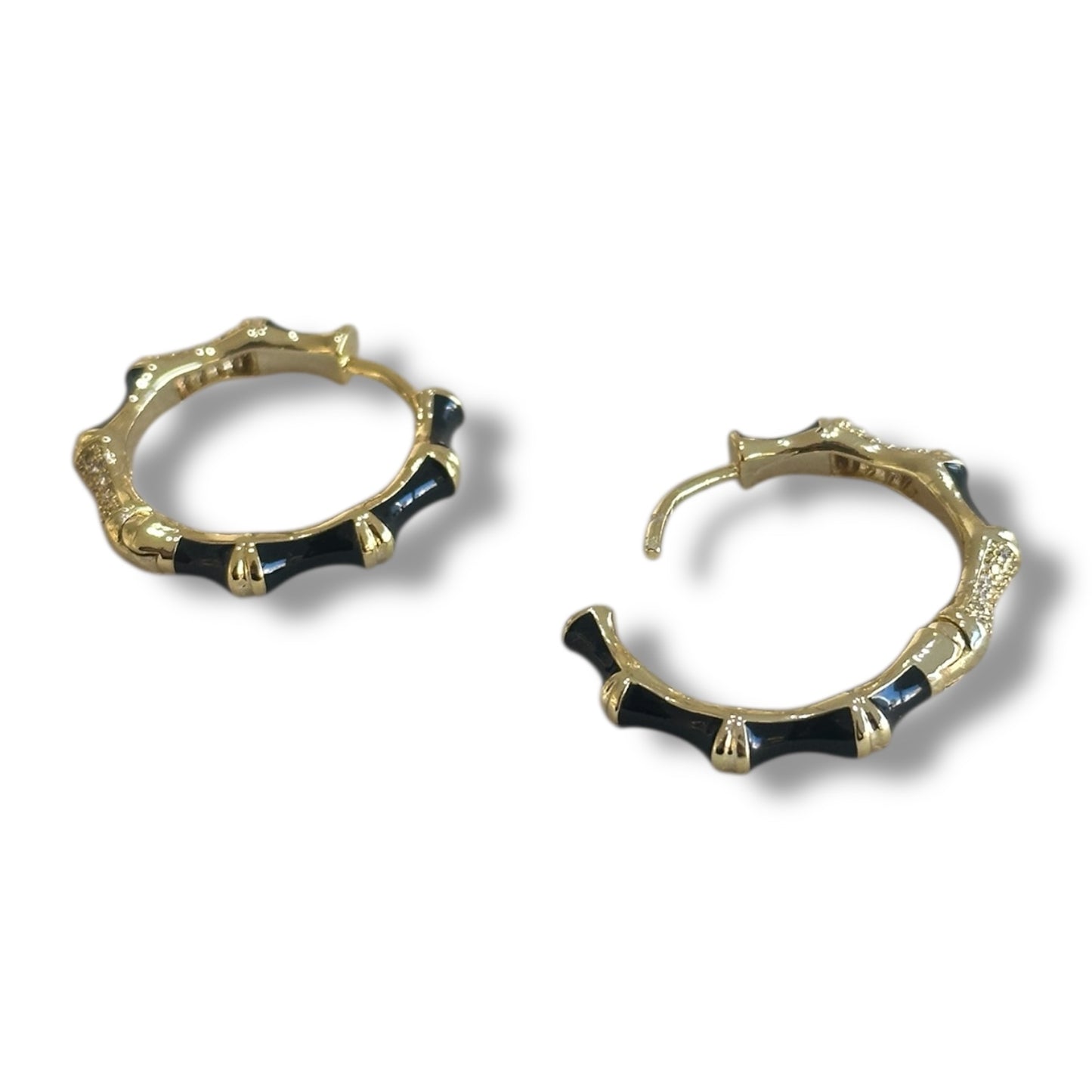 Arracada bamboo negro