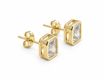Studs emerald cut