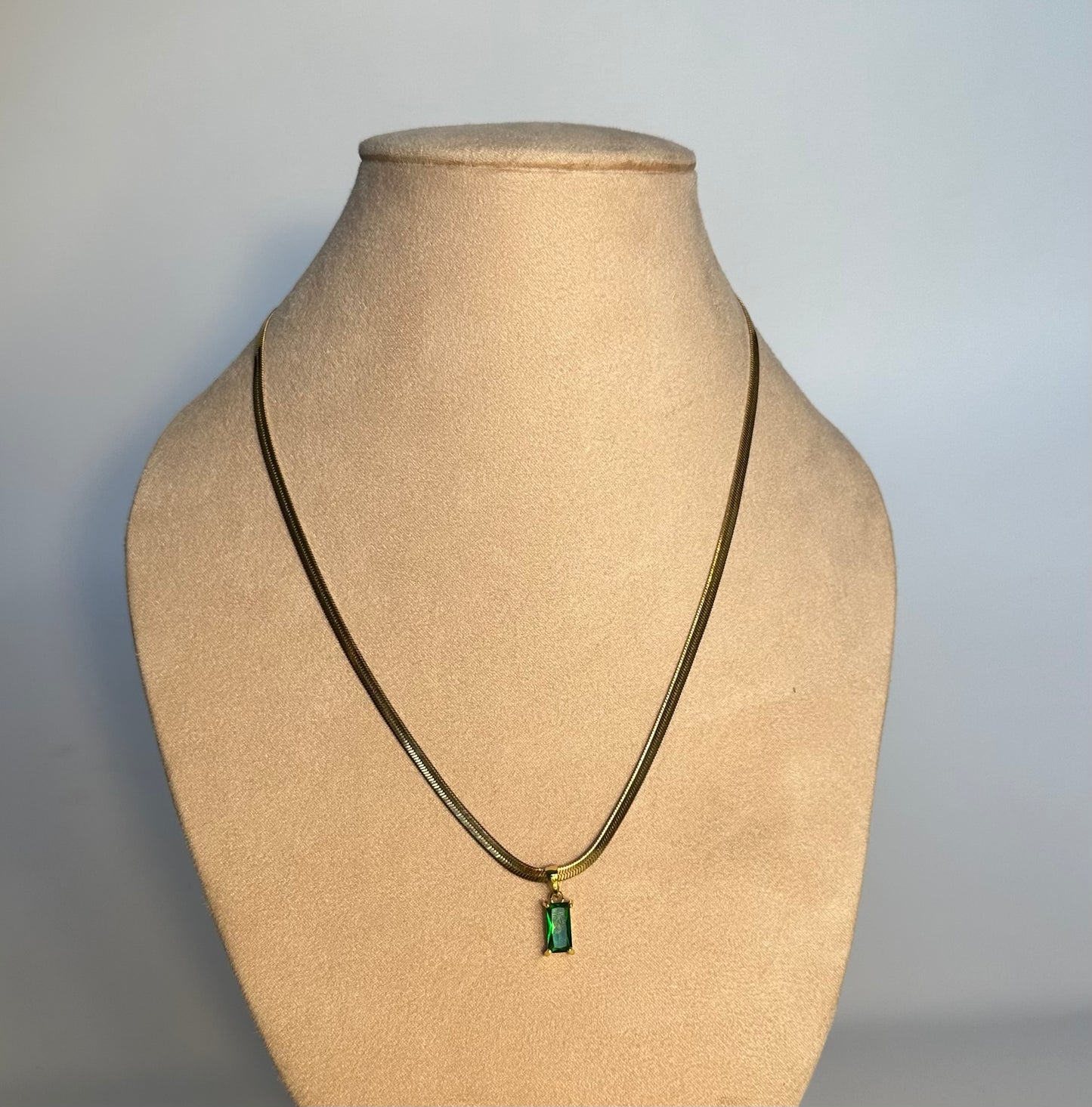 Collar plano baguette