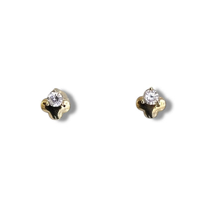 Studs trébol