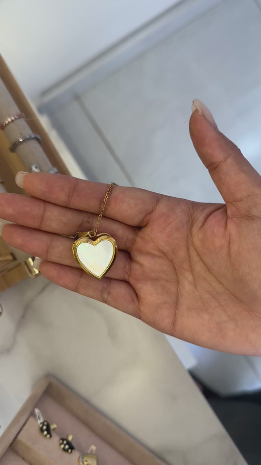 Relicario corazón perla