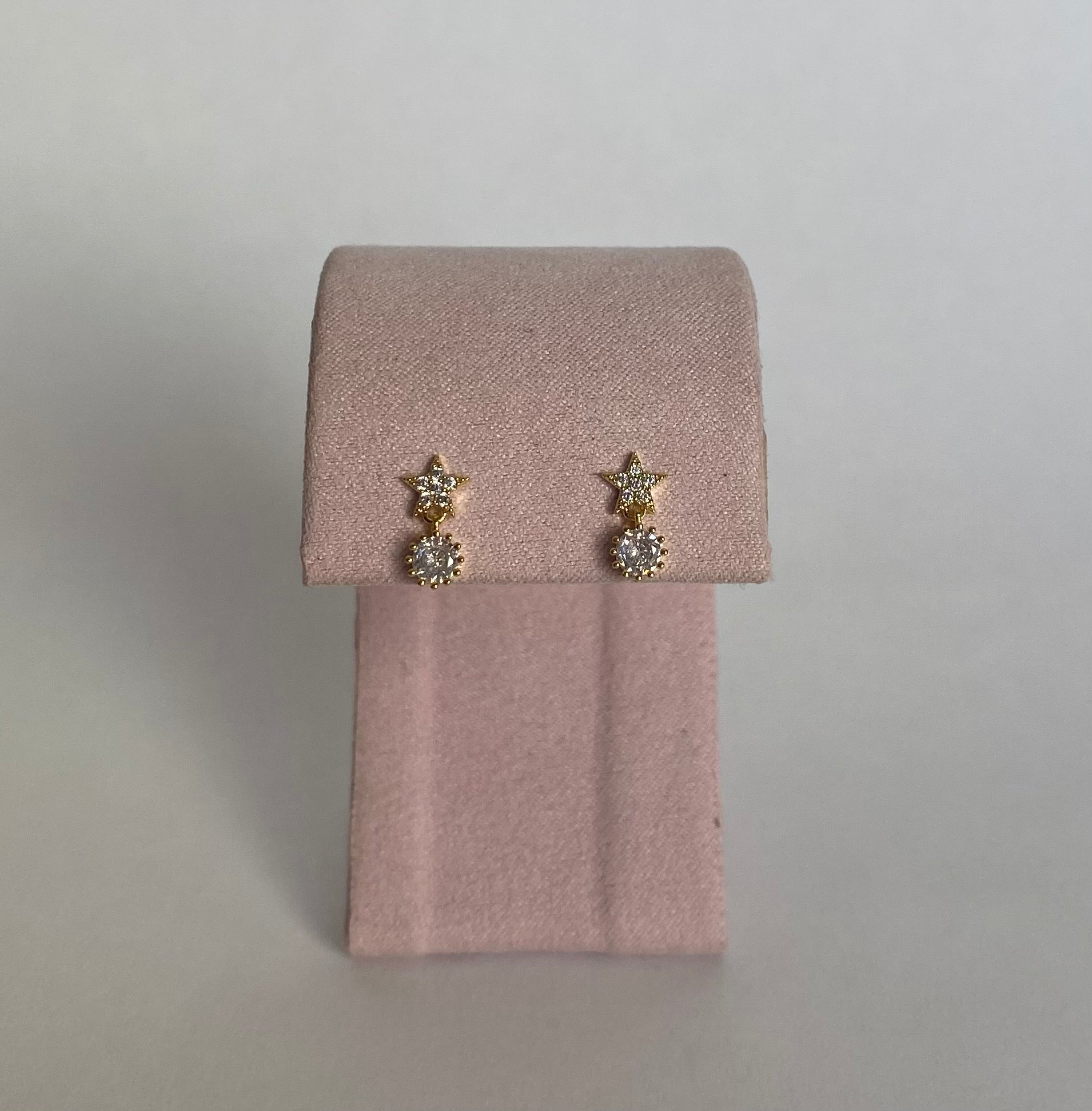 Studs estrella con gota