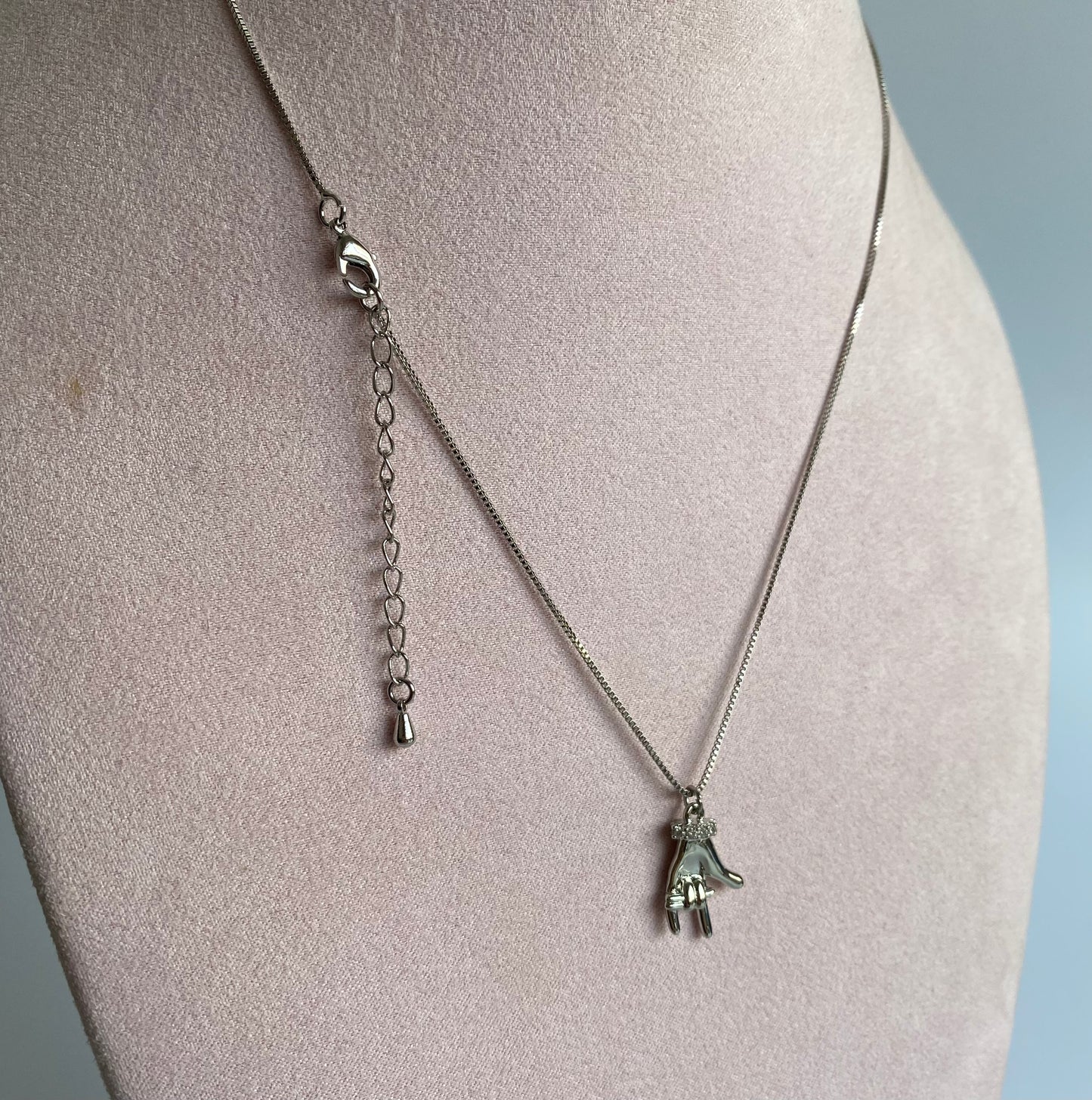 Collar manita rock