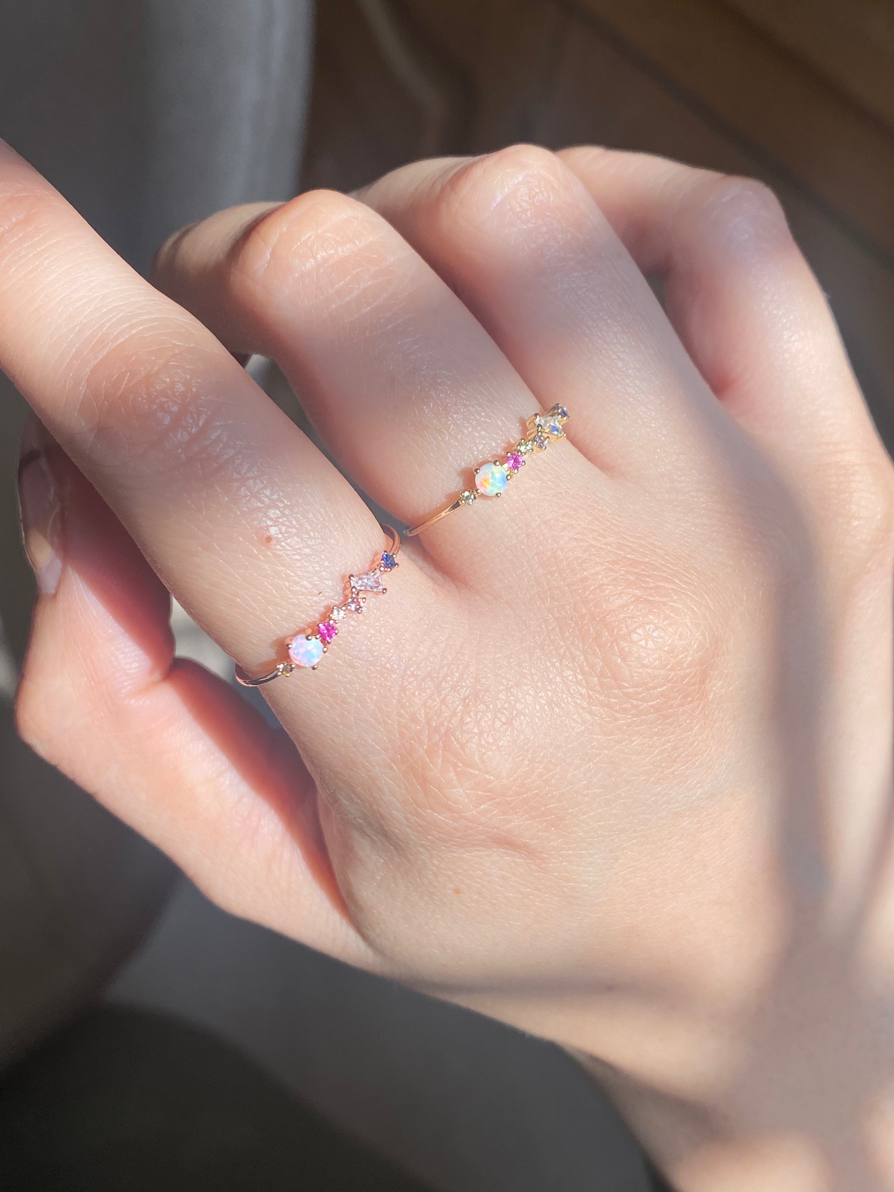 Anillo piedras ópalo