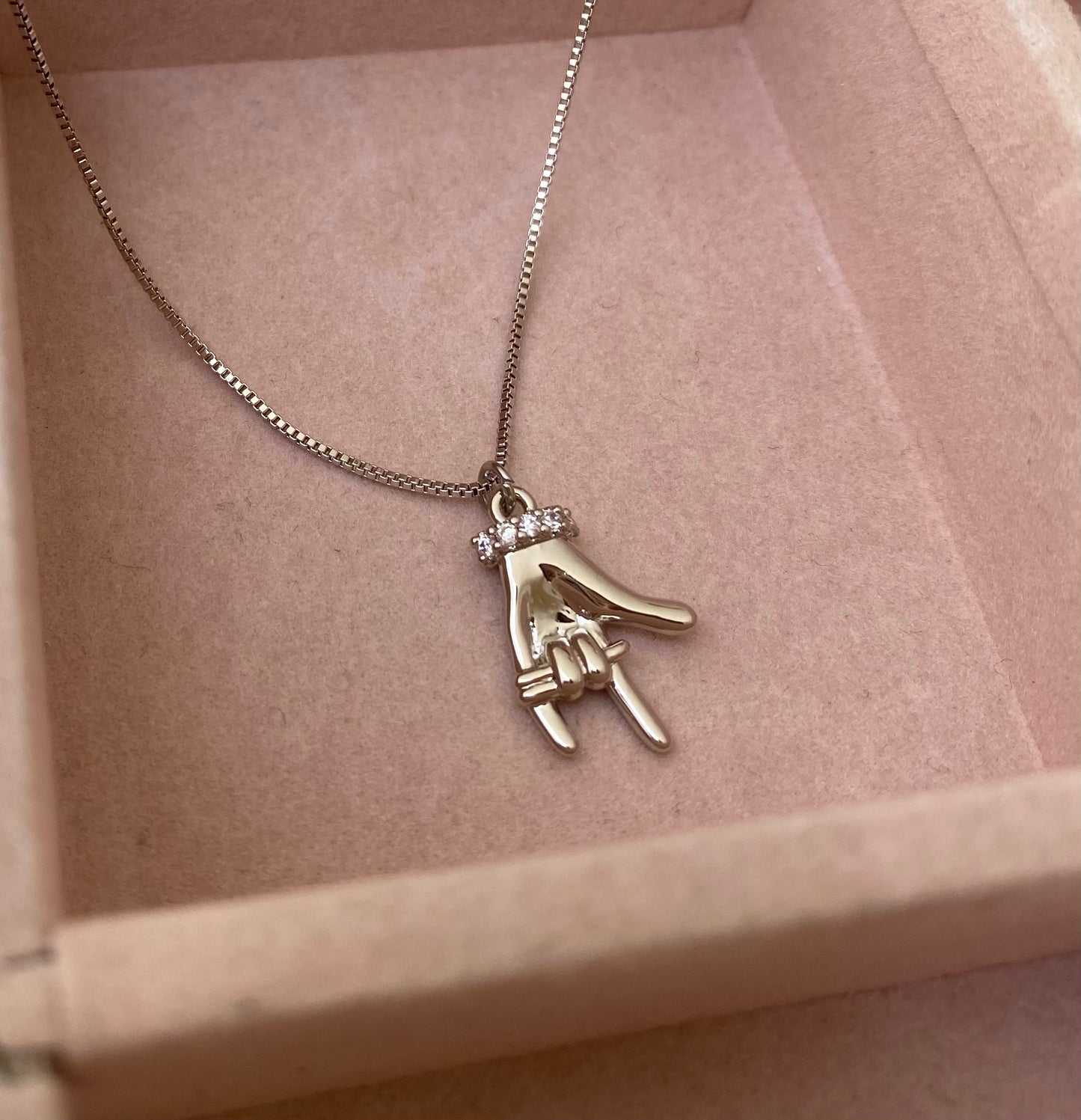 Collar manita rock