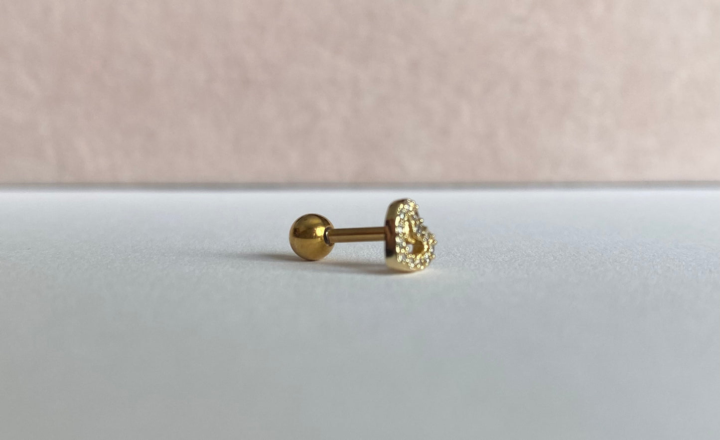 Piercing corazón hueco