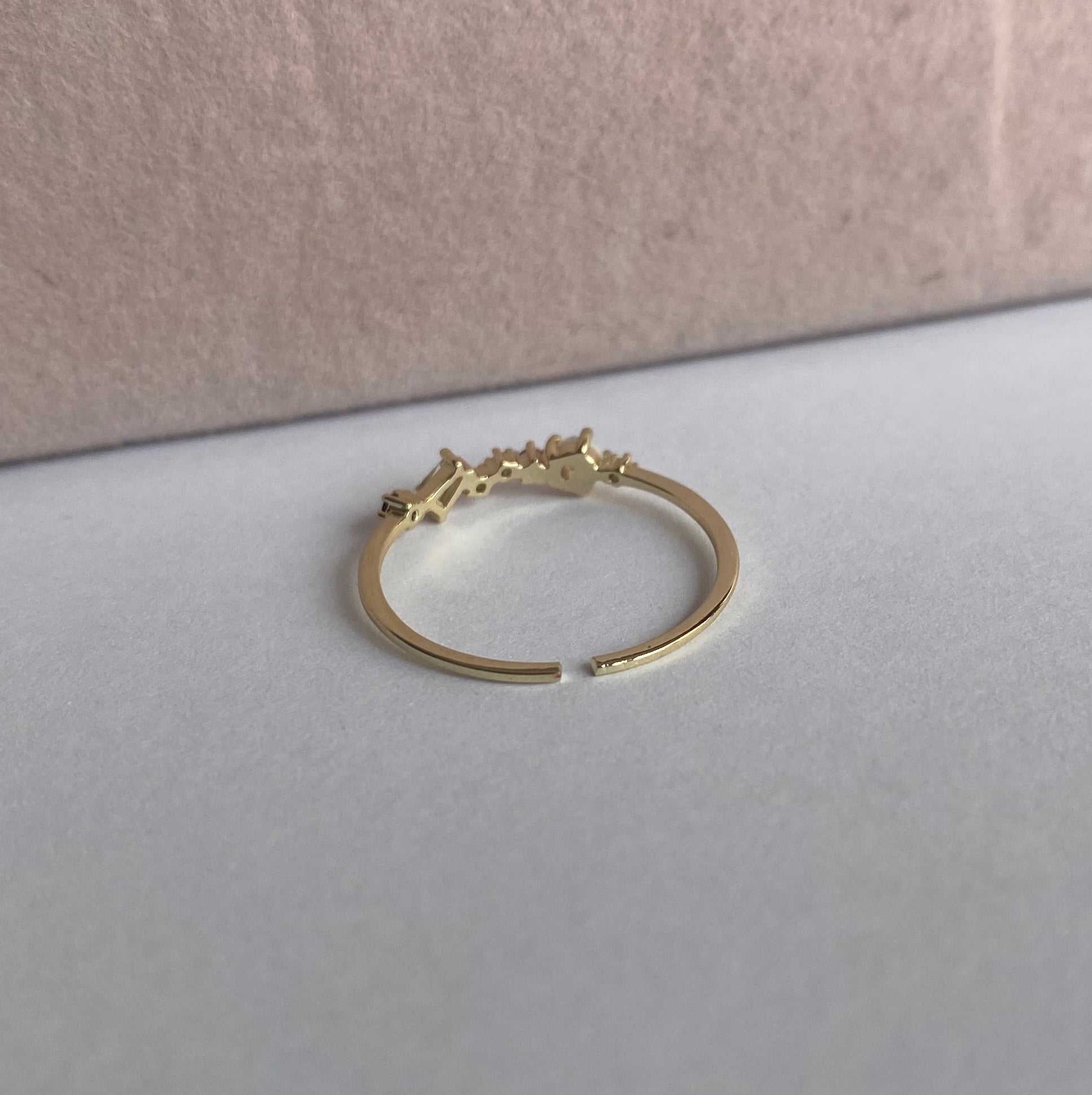 Anillo piedras ópalo