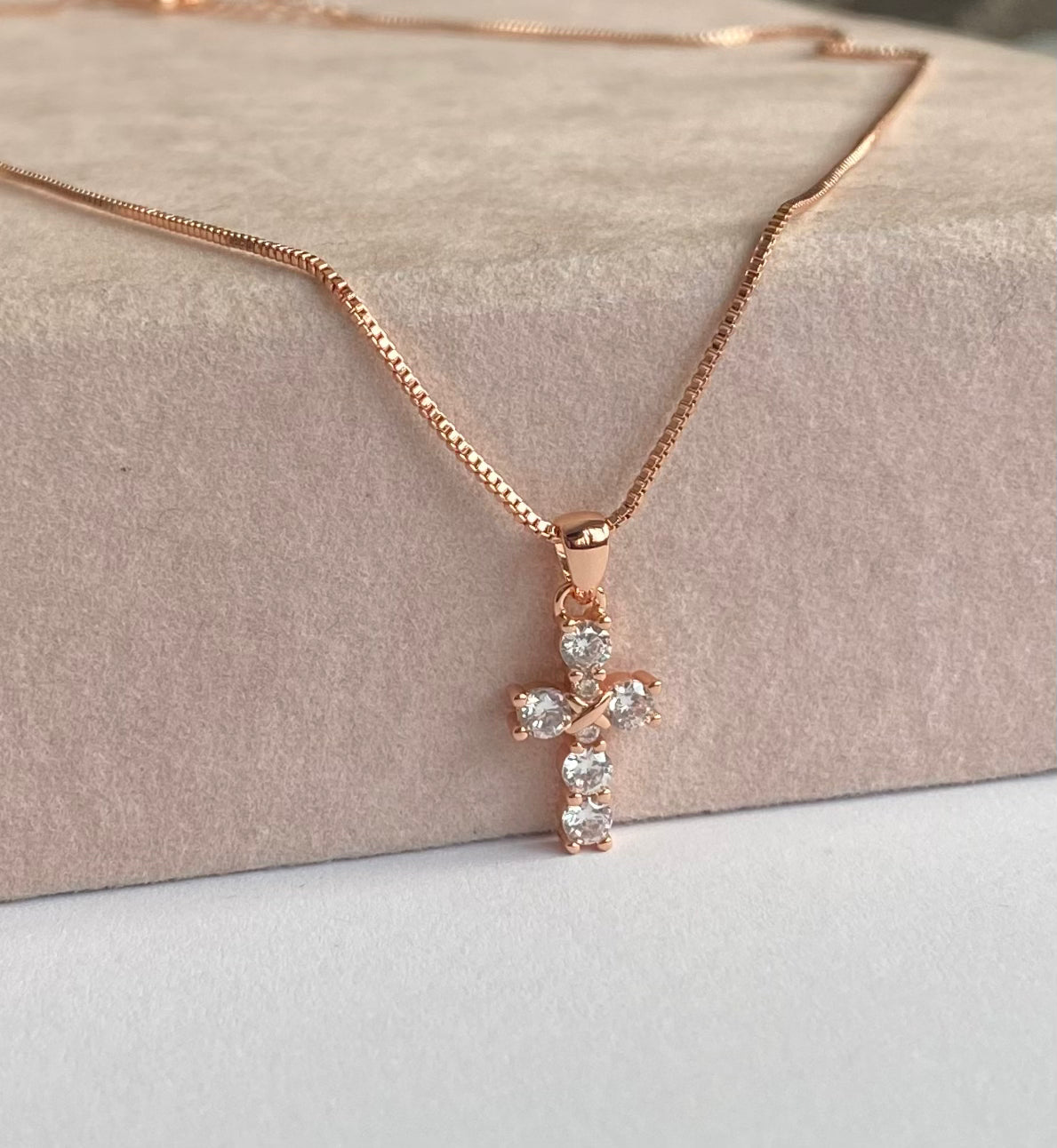 Collar Elizabeth rosegold y plateado