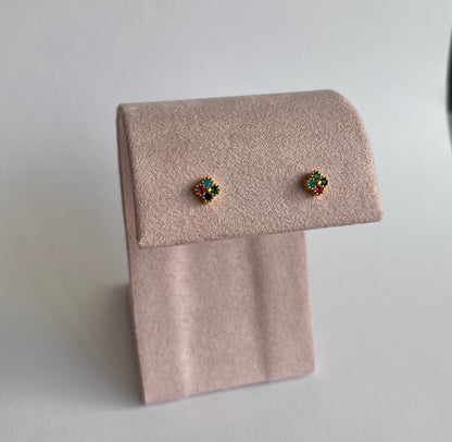 Studs Claudia